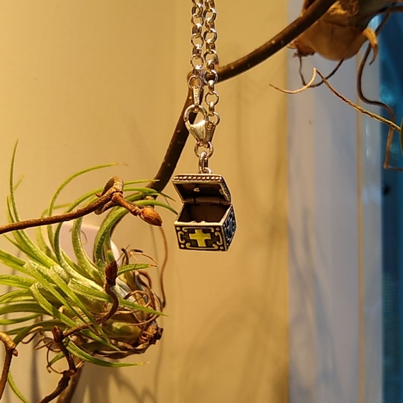 SILVER PRAYER BOX BRACELET - Picture 3 of 4